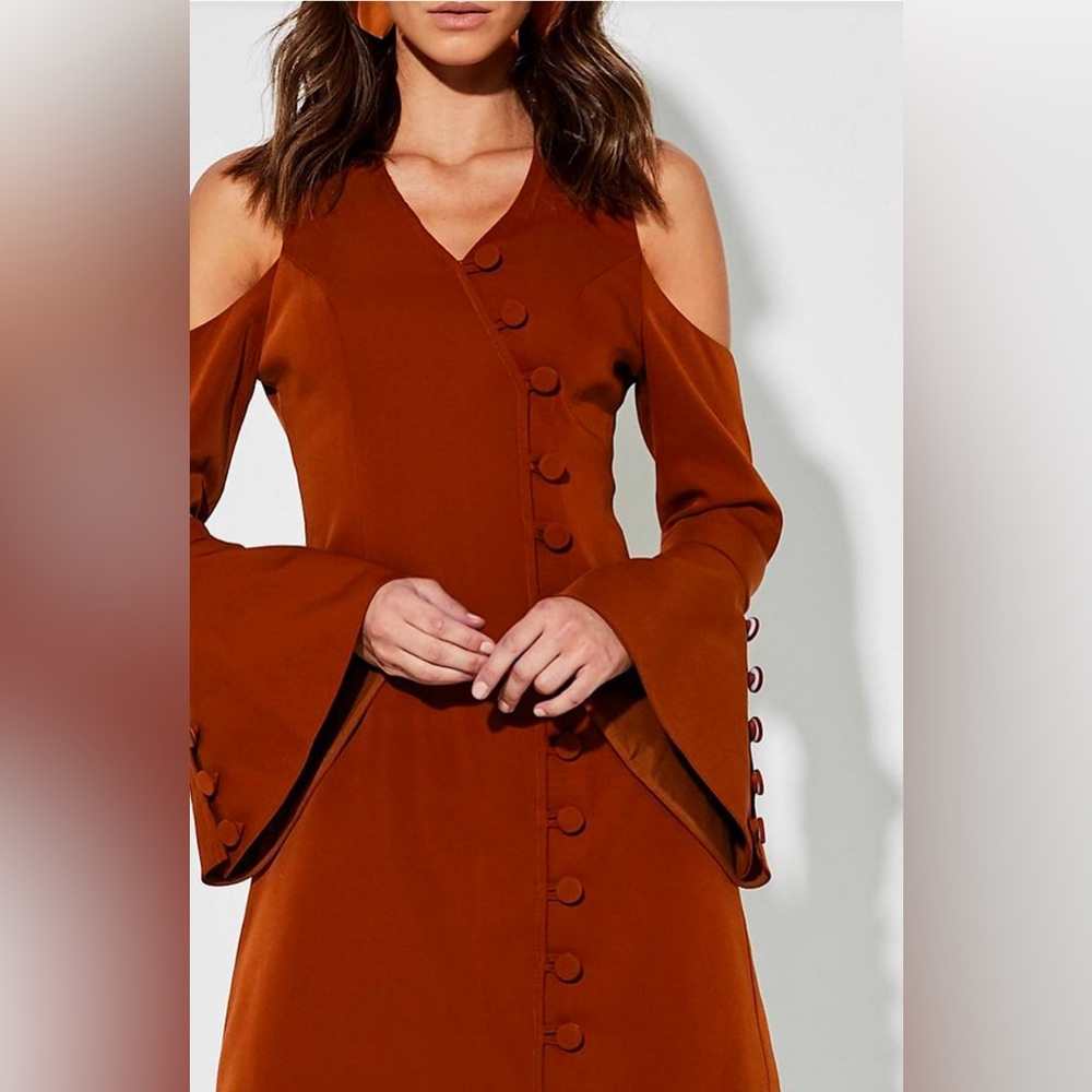 *NWT* Mossman Australia Mini Dress with V-Neck and Cold Shoulder
